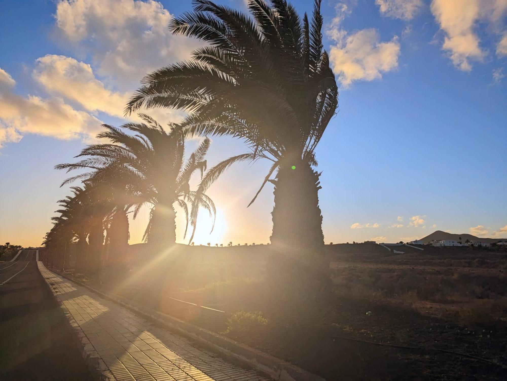 Charming Flat In Molinos With Terrace & Pools, Near Playa Bastian * Costa Teguise